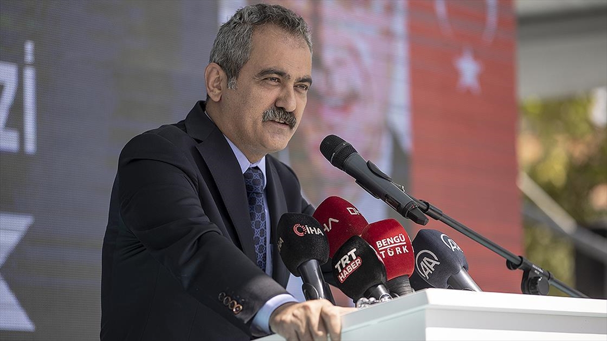 Milli Eğitim Bakanı Özer: Köy yaşam merkezlerinin sayısı eylülde 1500'e ulaşacak