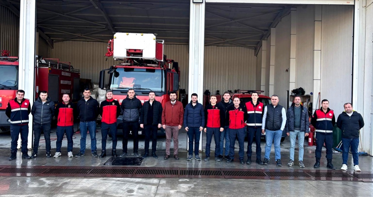 Gelibolu'da itfaiyecilere sağlık okuryazarlığı eğitimi verildi