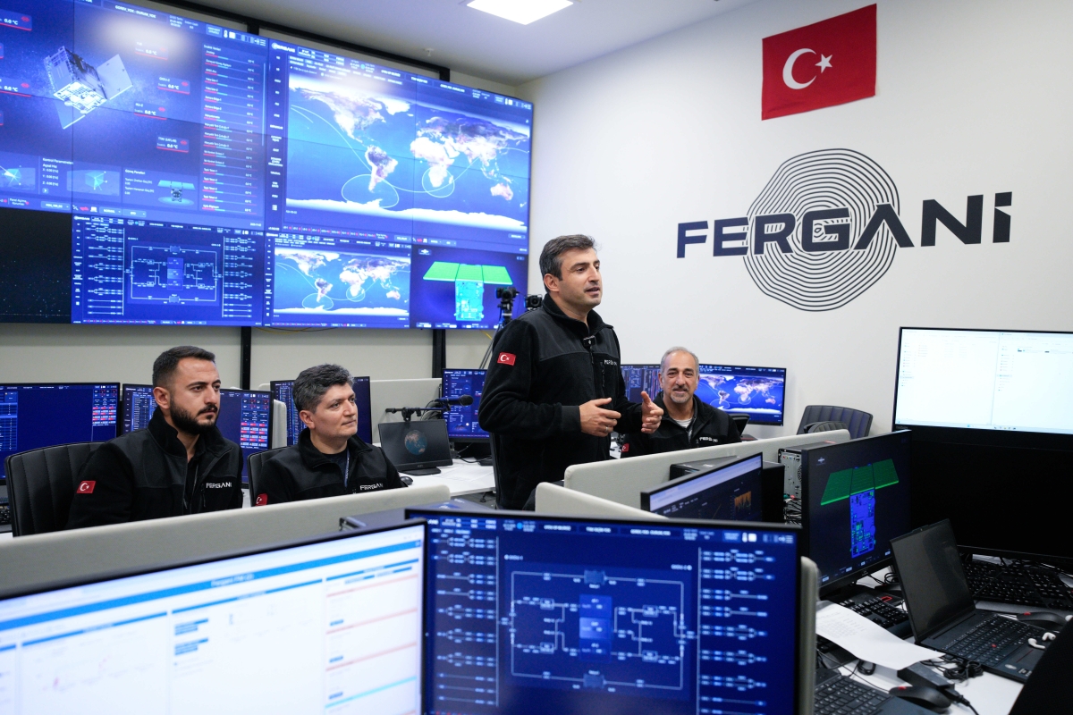 Milli uydu Fergani FGN-100-d2 uzayda